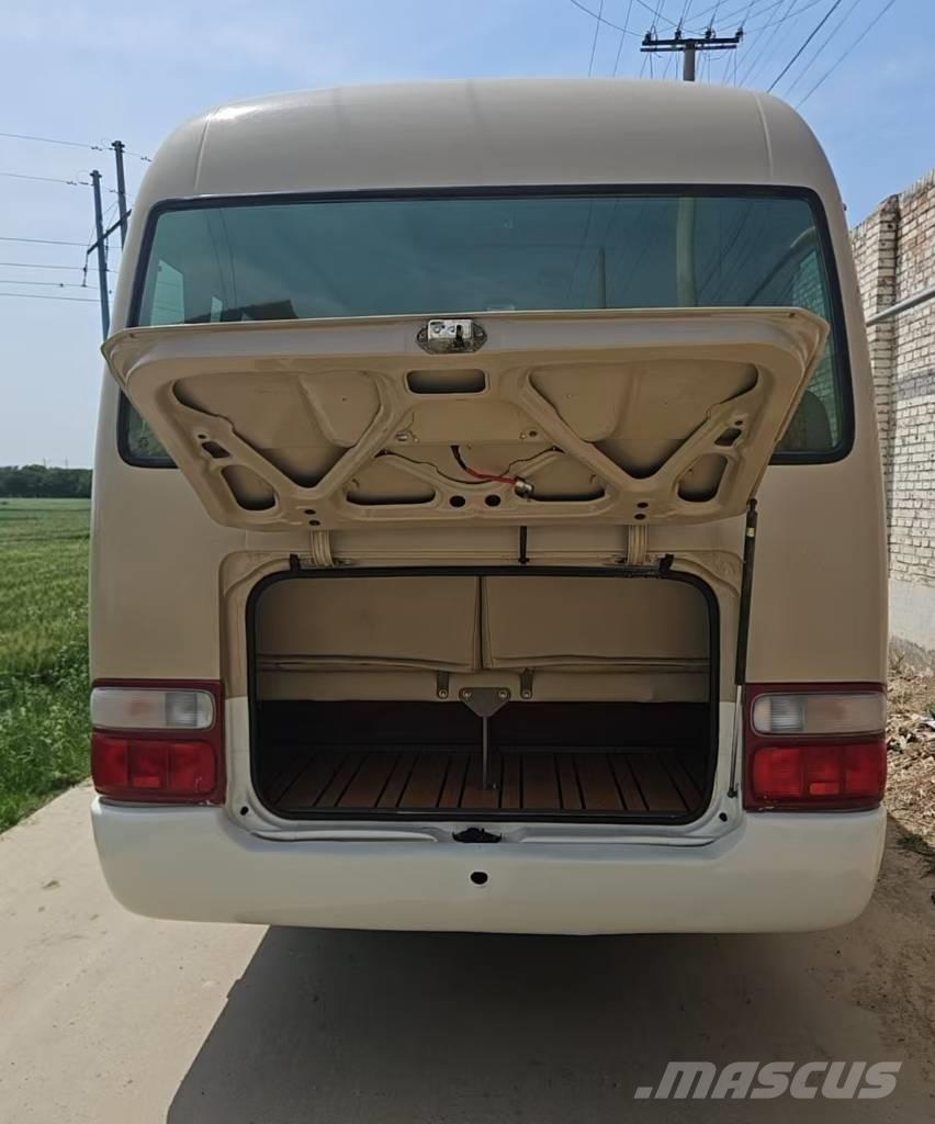 Toyota Coaster Bus Μίνι λεωφορεία