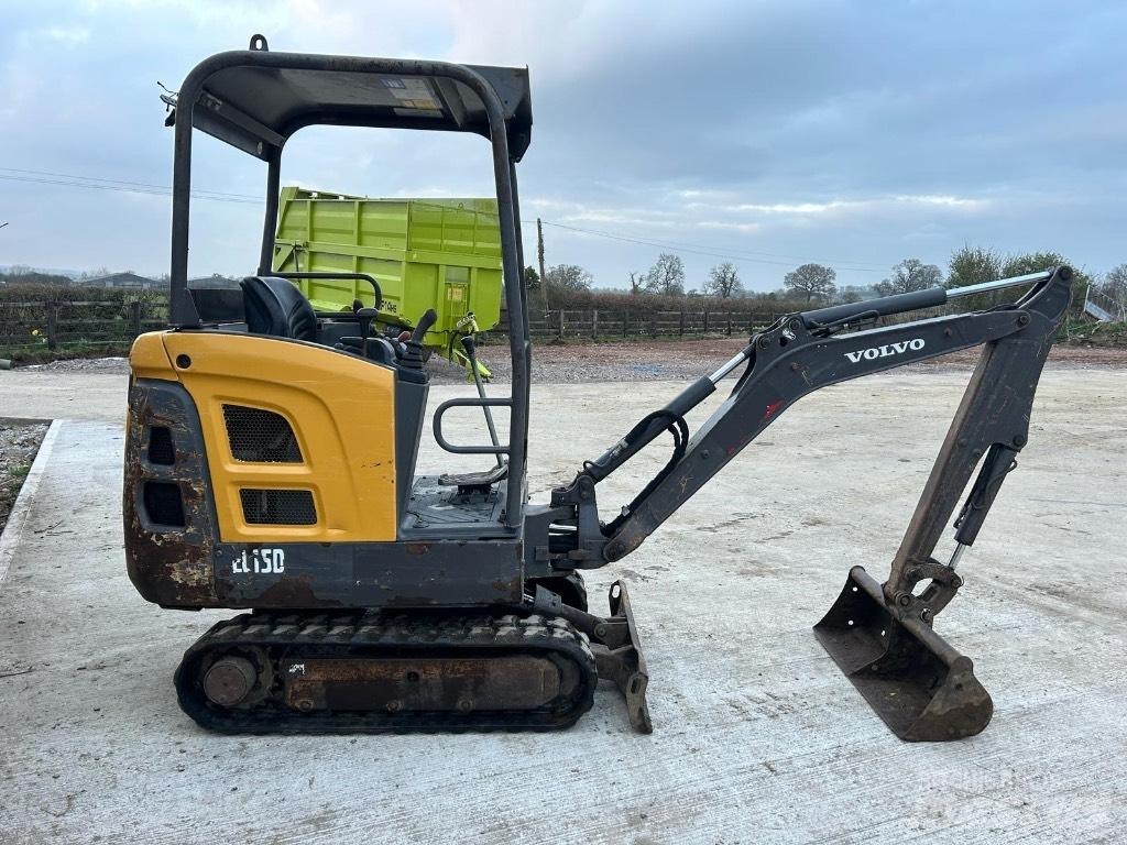 Volvo EC 15D Εκσκαφάκι (διαβολάκι) < 7t
