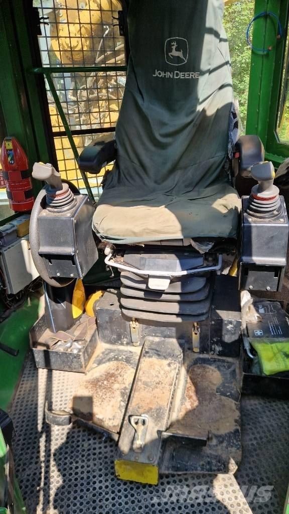 John Deere 640 G III Μετατοπιστές