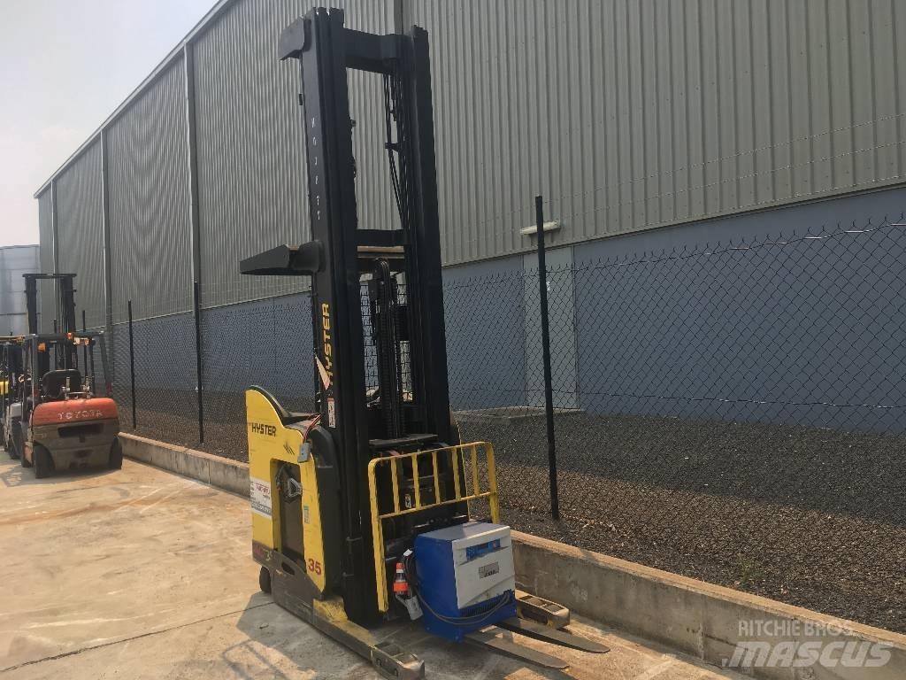 Hyster N35ZDR Ανυψωτικά στενών δρόμων