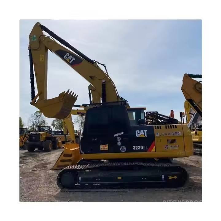 CAT 323 D2L Εκσκαφείς με ερπύστριες