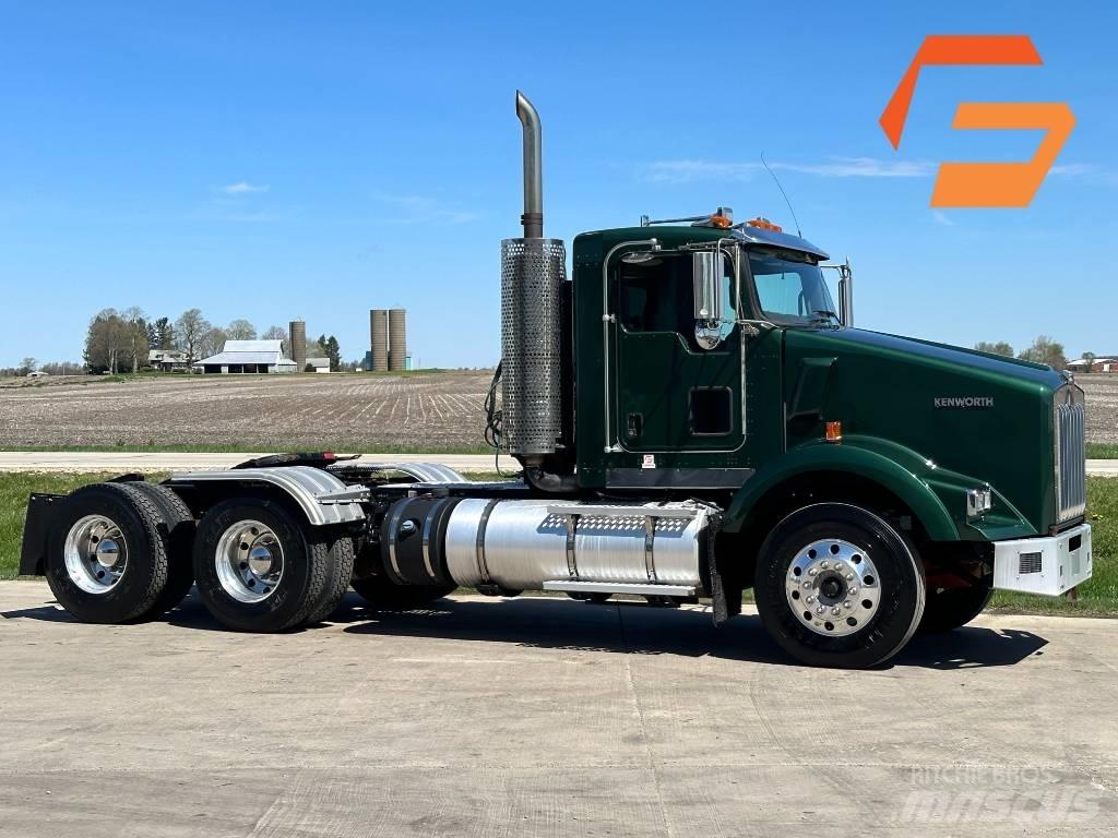 Kenworth T800 Τράκτορες