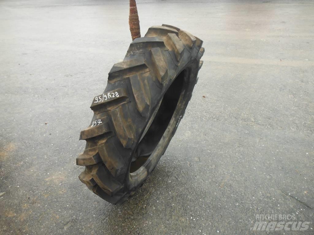 Michelin 9.5/9R28 Ελαστικά και ζάντες