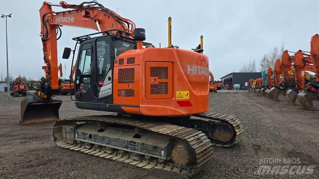 Hitachi ZX 225USLC-6 Εκσκαφείς με ερπύστριες