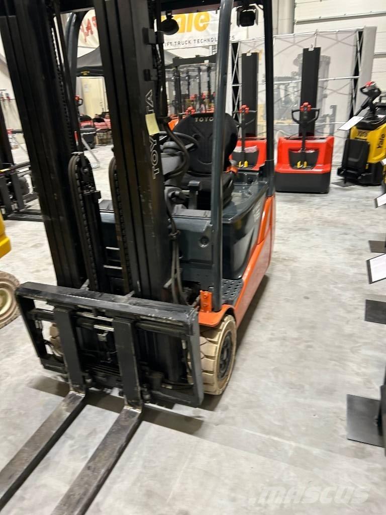 Toyota 8 FBEKT 16 Ηλεκτρικά περονοφόρα ανυψωτικά κλαρκ