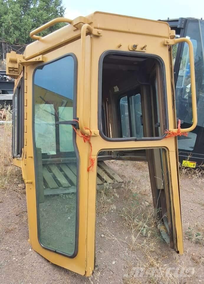 CAT D 8 R Μπουλντόζες με ερπύστριες