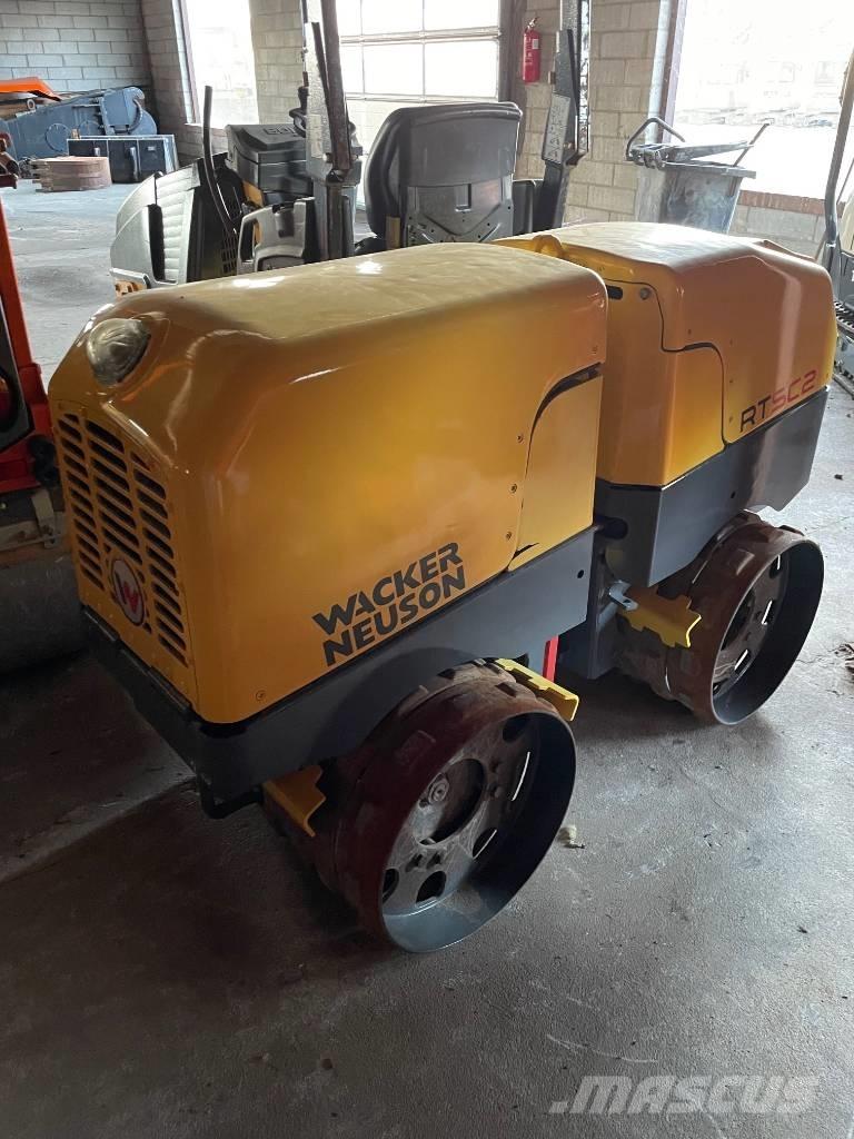 Wacker Neuson RTSC2 Ρυμουλκούμενοι οδοστρωτήρες με δόνηση