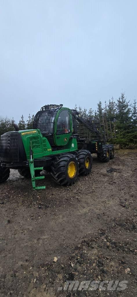 John Deere 1210 E Μεταφορείς ξυλείας
