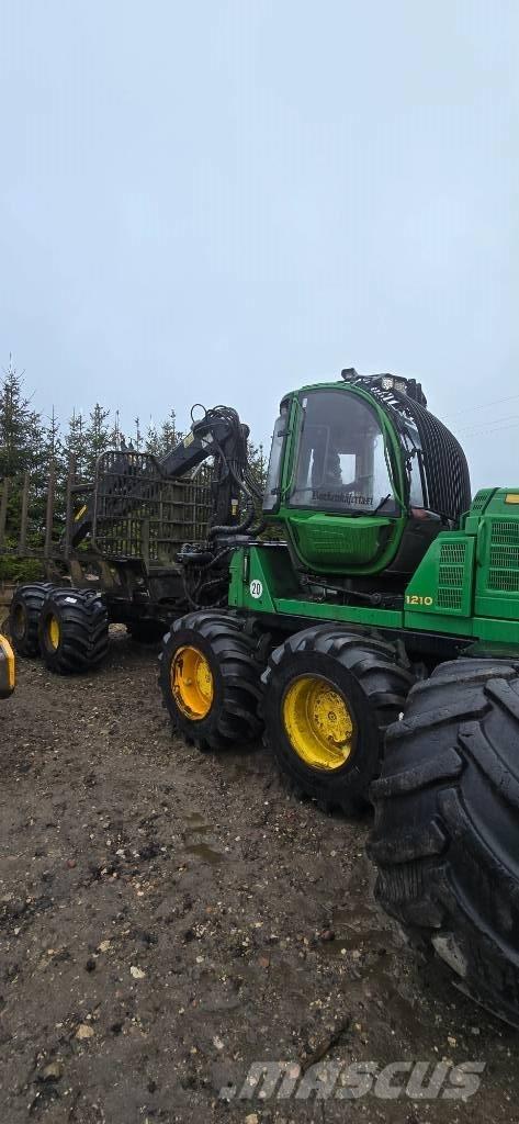 John Deere 1210 E Μεταφορείς ξυλείας