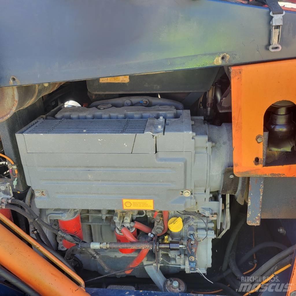 Sandvik DC 300 Εξοπλισμός επιφανειακών γεωτρήσεων