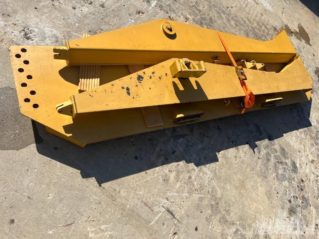 CAT TAILGATE CAT 735 Πτυσσόμενες πόρτες (Tailgates)