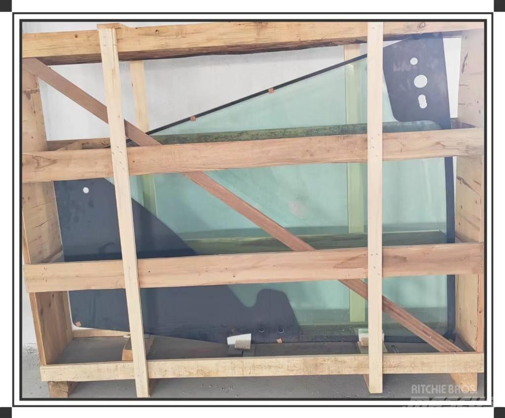 CLAAS Door glass Καμπίνες και εσωτερικό