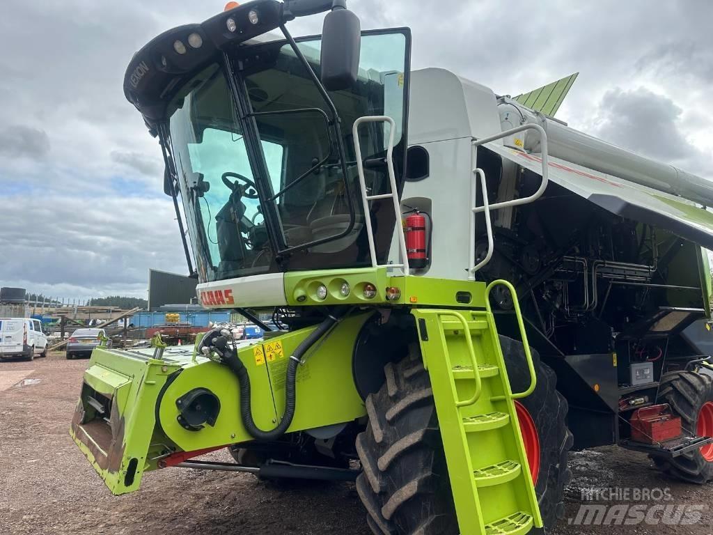 CLAAS Lexion 620 Θεριζοαλωνιστικές μηχανές