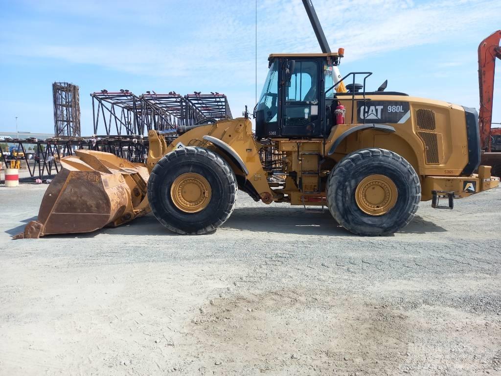 CAT 980L (Abu Dhabi) Φορτωτές με λάστιχα (Τροχοφόροι)
