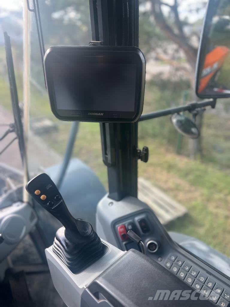 Doosan DL 220-7 Φορτωτές με λάστιχα (Τροχοφόροι)