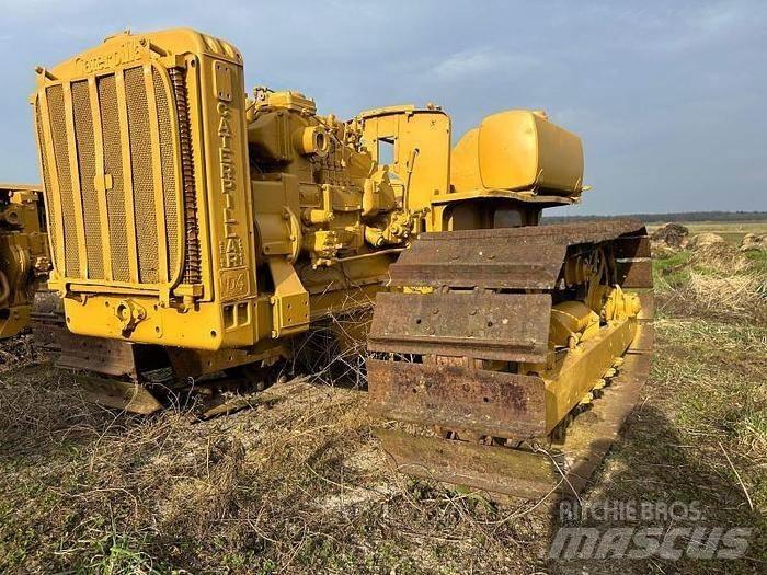 CAT D4 - Μπουλντόζες με ερπύστριες