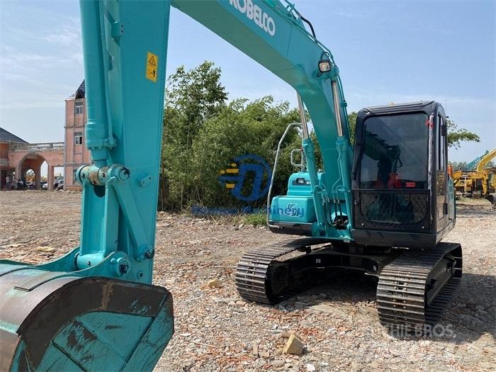 Kobelco SK 140 Εκσκαφείς με ερπύστριες