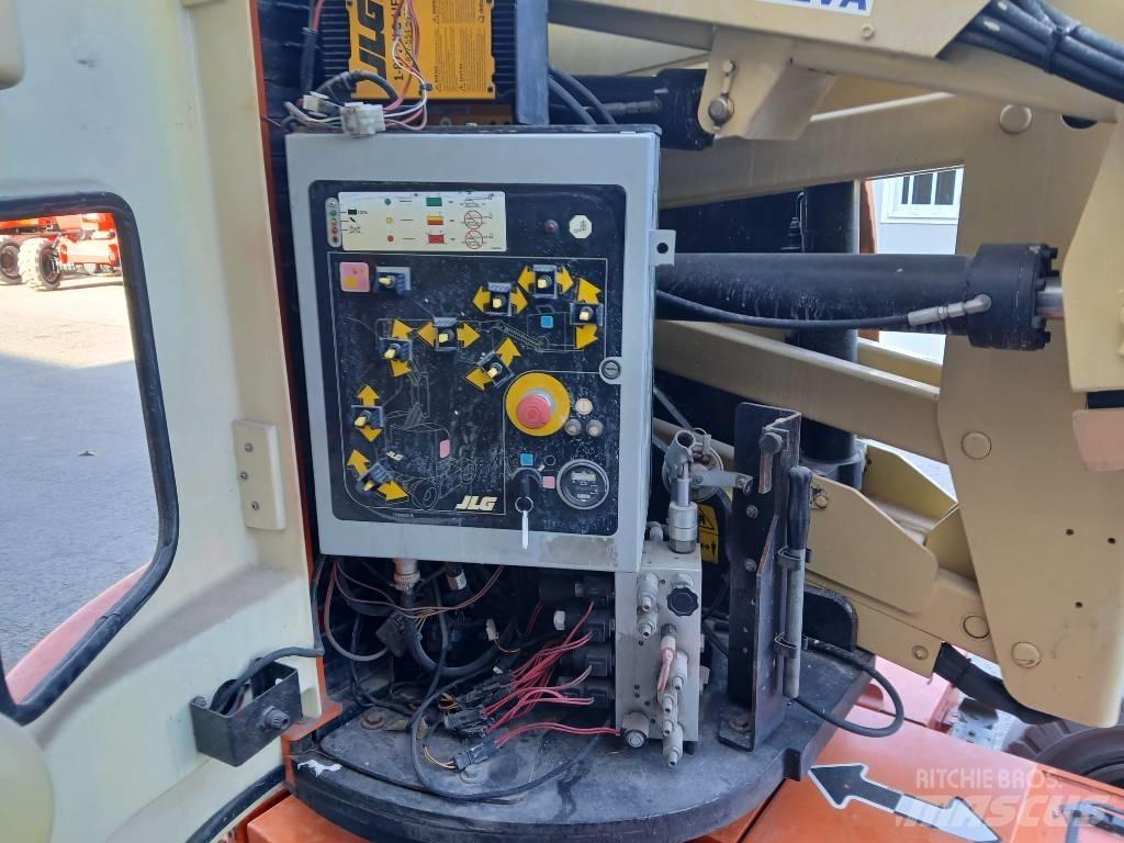 JLG E300AJP Ανυψωτήρες με αρθρωτό βραχίονα