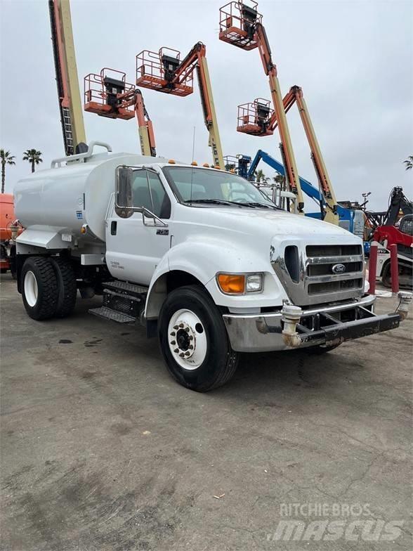Ford F750 Βυτιοφόρα φορτηγά