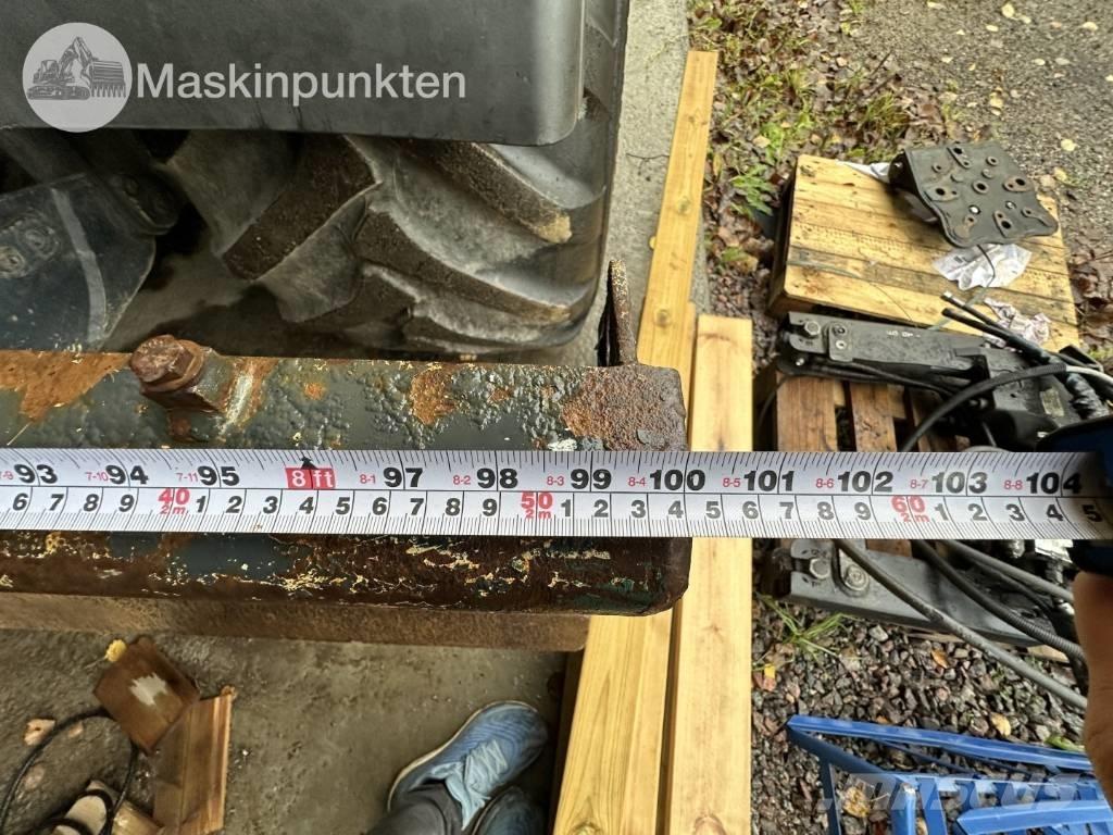 Komatsu PW 148-8 Εκσκαφείς με τροχούς - λάστιχα