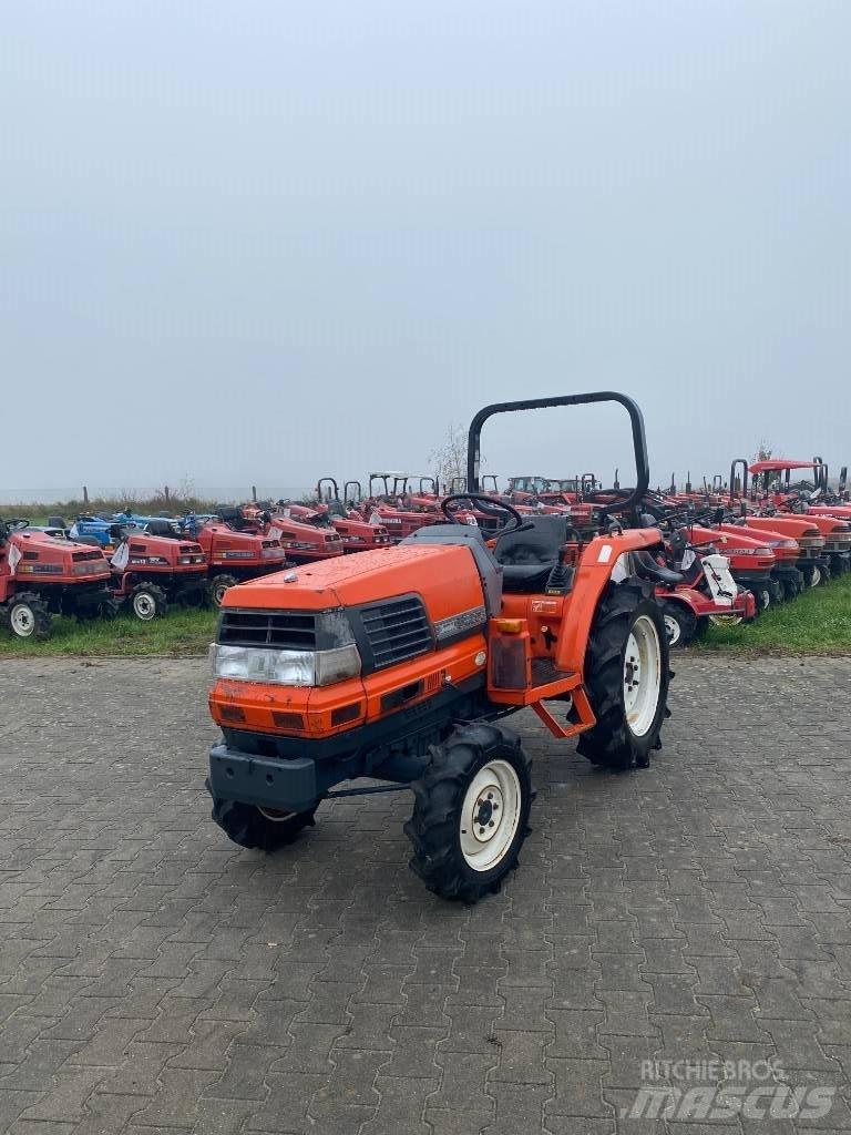 Kubota GL 220 Τρακτέρ μικρών διαστάσεων