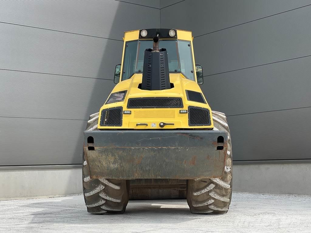 Bomag BW 216 DH-4i Οδοστρωτήρες μονού κυλίνδρου