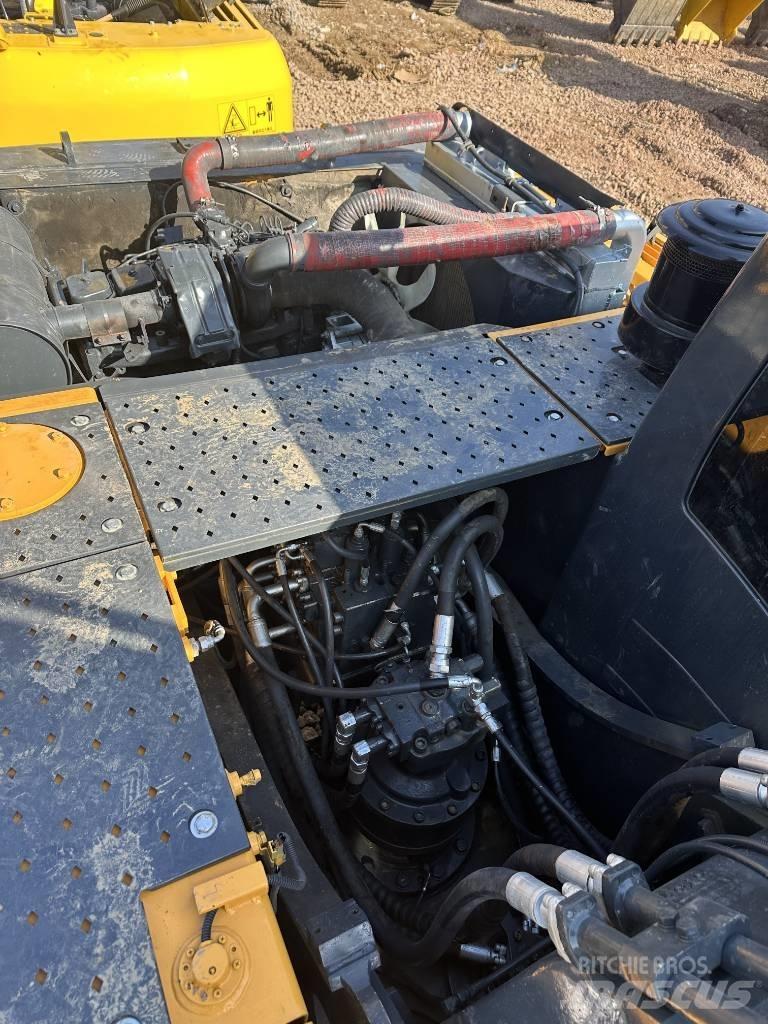 Hyundai Robex 215 Εκσκαφείς με ερπύστριες