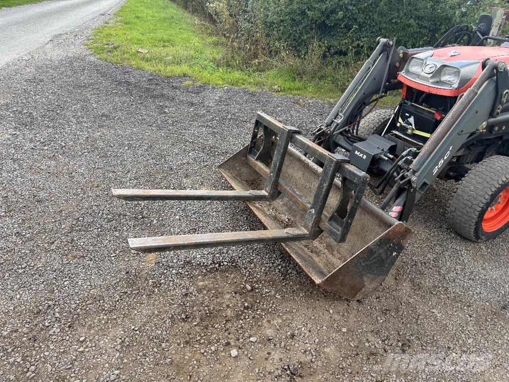 Kubota STV 36 Τρακτέρ μικρών διαστάσεων