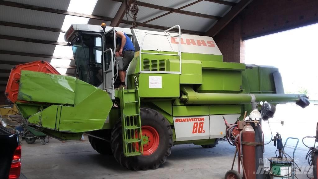 CLAAS Dominator 88 S Θεριζοαλωνιστικές μηχανές