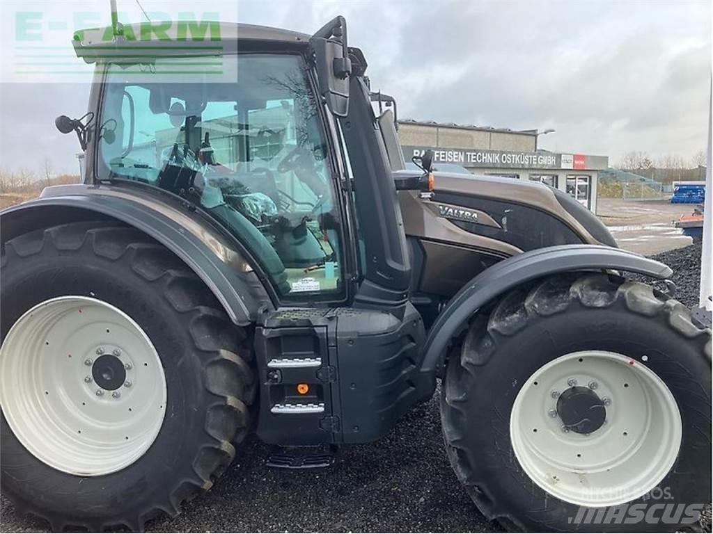 Valtra n175a Τρακτέρ