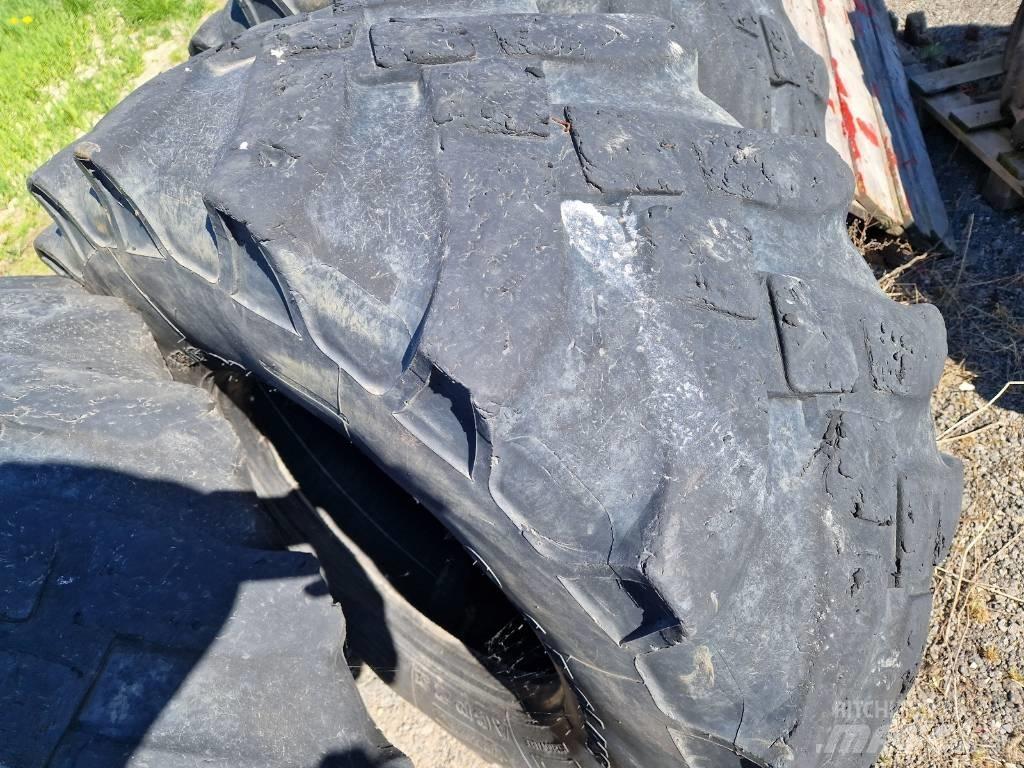Manitou MRT Ελαστικά και ζάντες