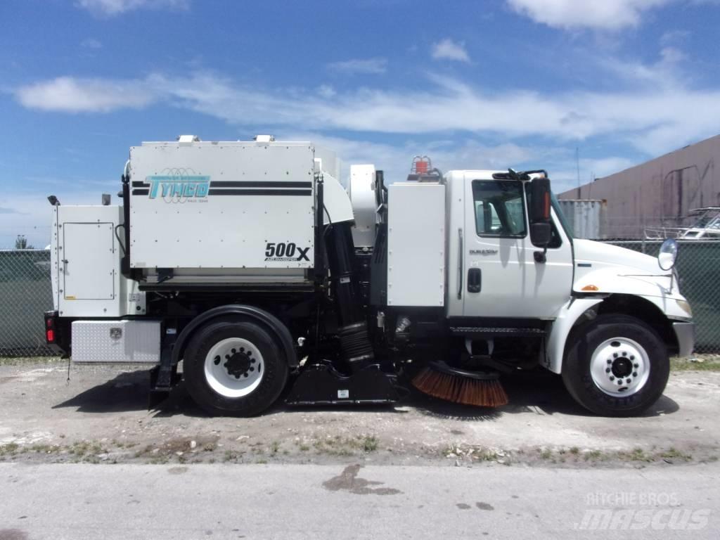 International 4300 Φορτηγά σκούπες
