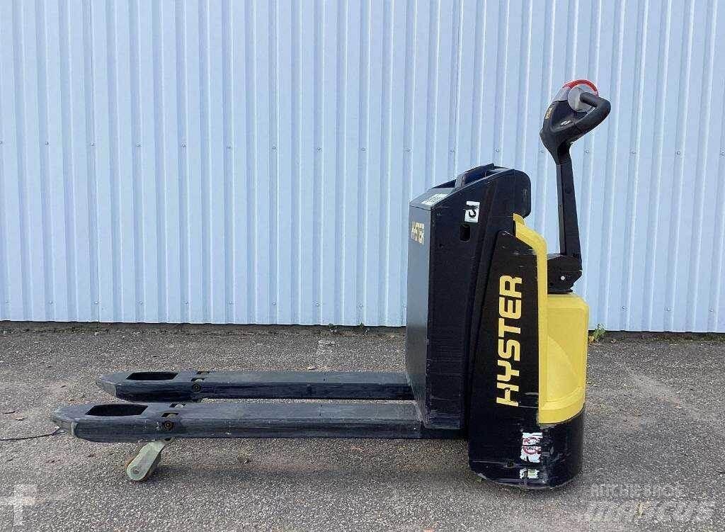 Hyster P2.0 Παλετοφόρα πεζού χειριστή με ιστό