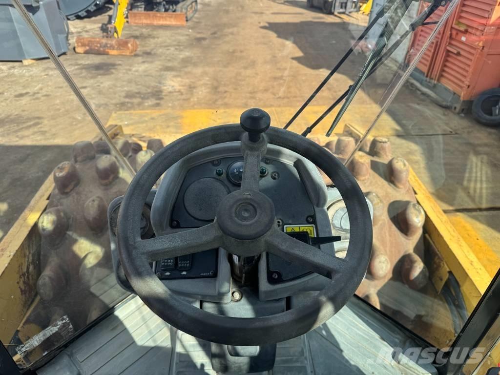 CAT CP 76 Οδοστρωτήρες μονού κυλίνδρου