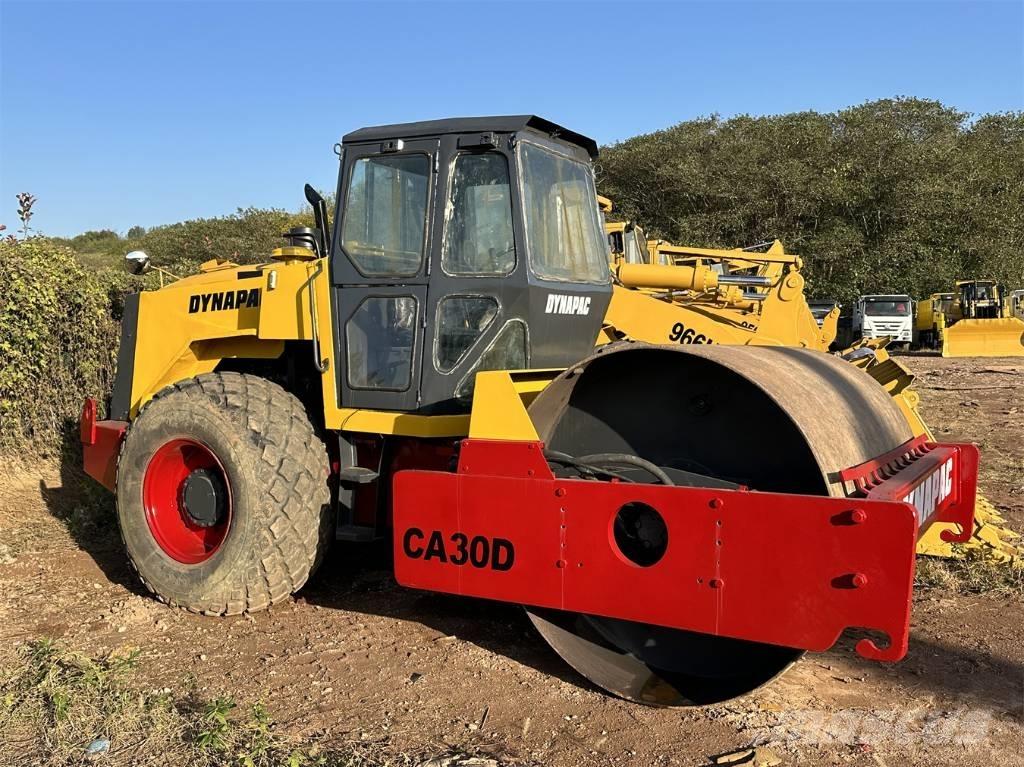 Dynapac CA 30 D Οδοστρωτήρες μονού κυλίνδρου