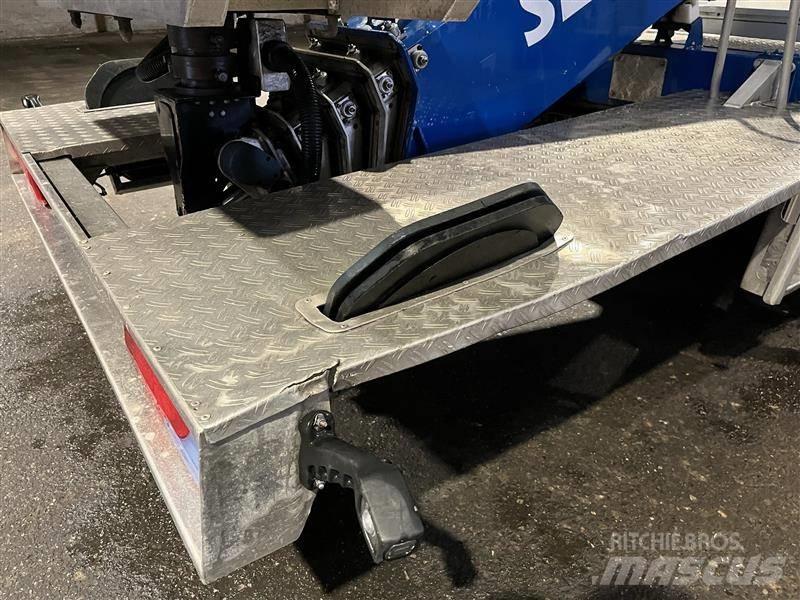 Palfinger P 260 B Εναέριες πλατφόρμες τοποθετημένες σε φορτηγό