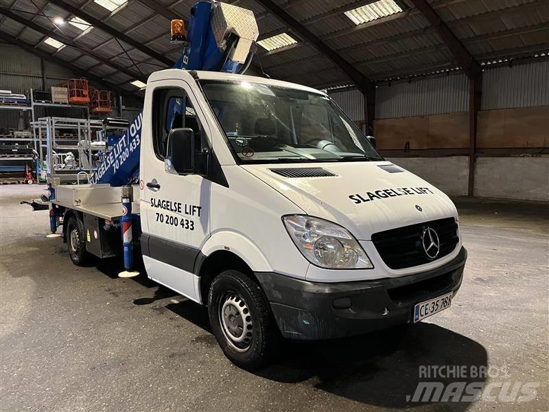 Palfinger P 260 B Εναέριες πλατφόρμες τοποθετημένες σε φορτηγό