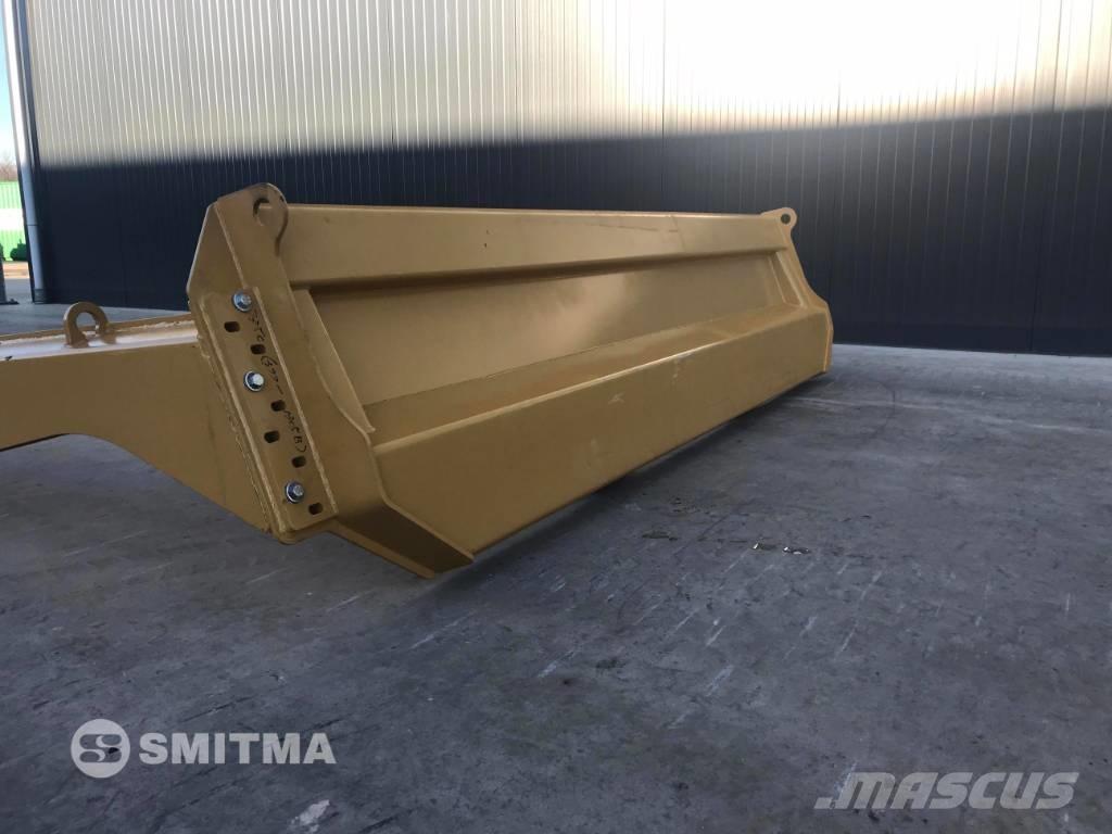 CAT 735C Πτυσσόμενες πόρτες (Tailgates)