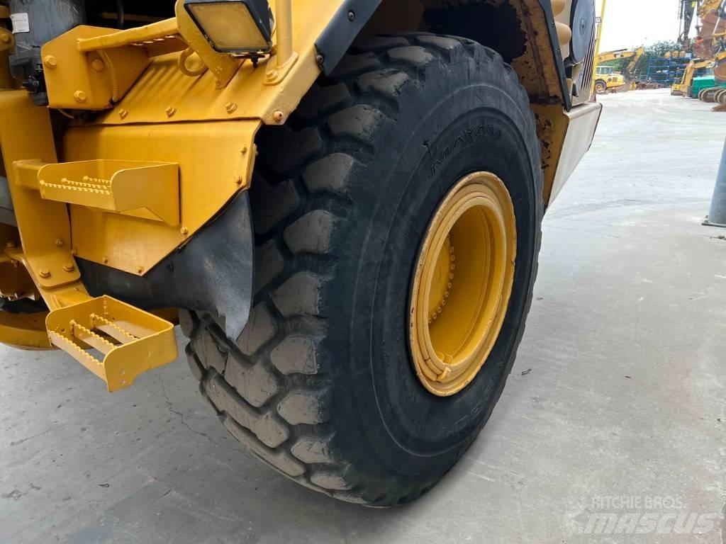 Volvo A25D Σπαστό Dump Truck ADT