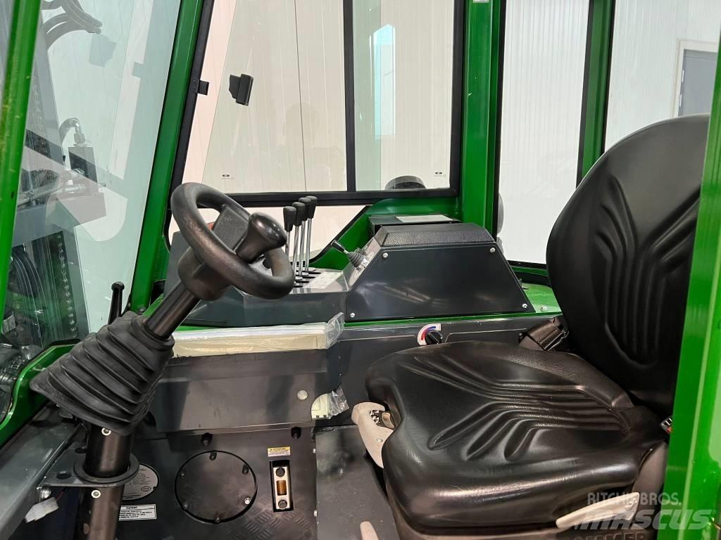 Combilift CB2500 lpg Ανυψωτικά στενών δρόμων 4 κατευθύνσεων