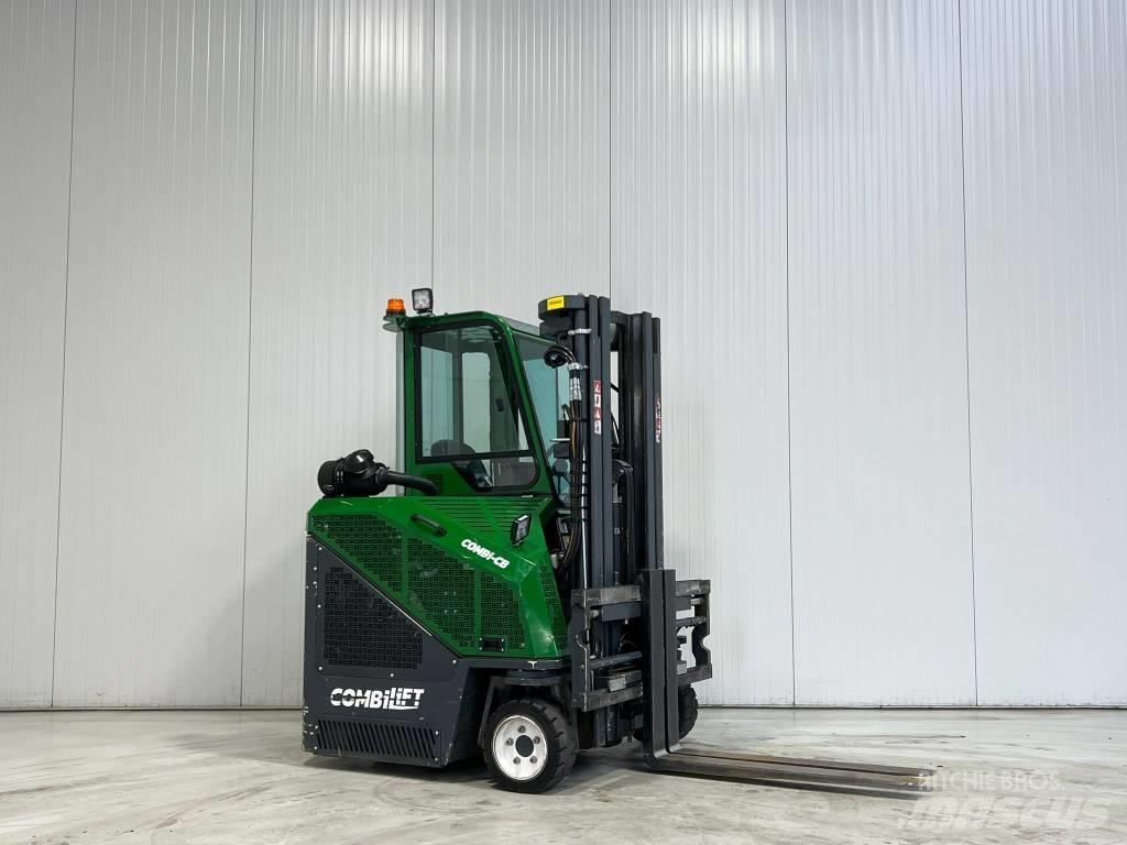 Combilift CB2500 lpg Ανυψωτικά στενών δρόμων 4 κατευθύνσεων