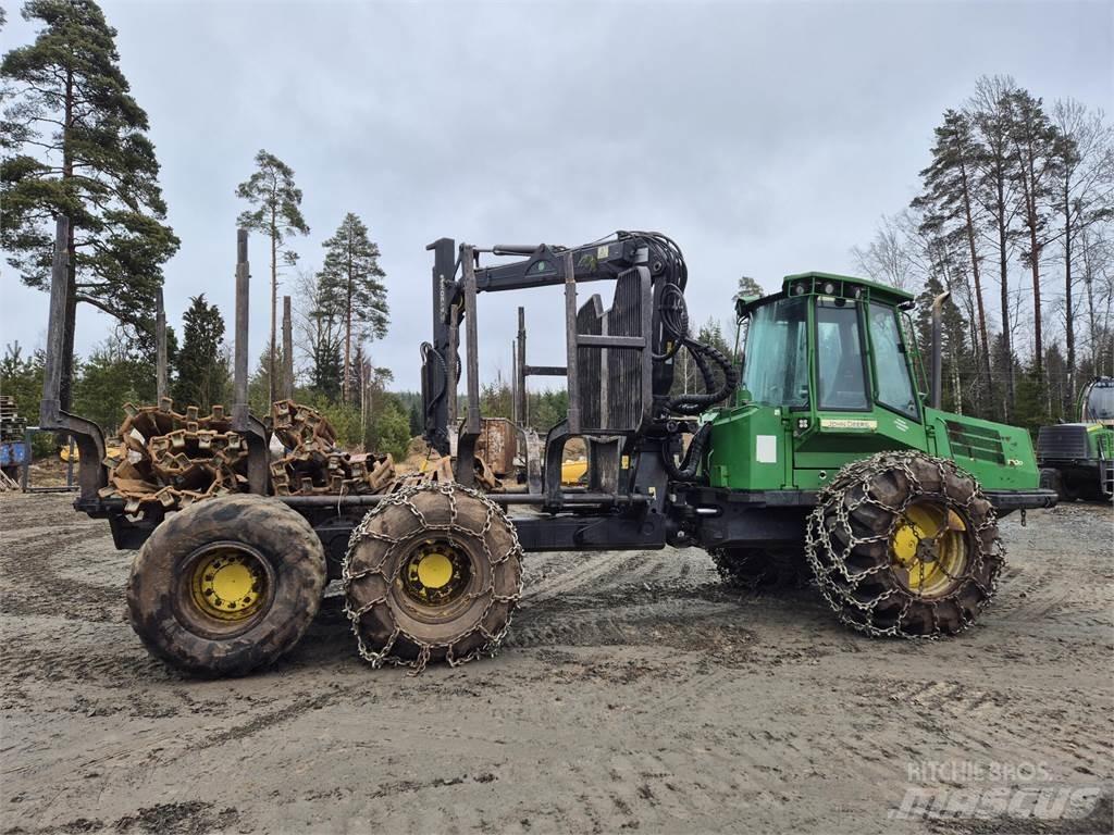 John Deere 1110D Μεταφορείς ξυλείας