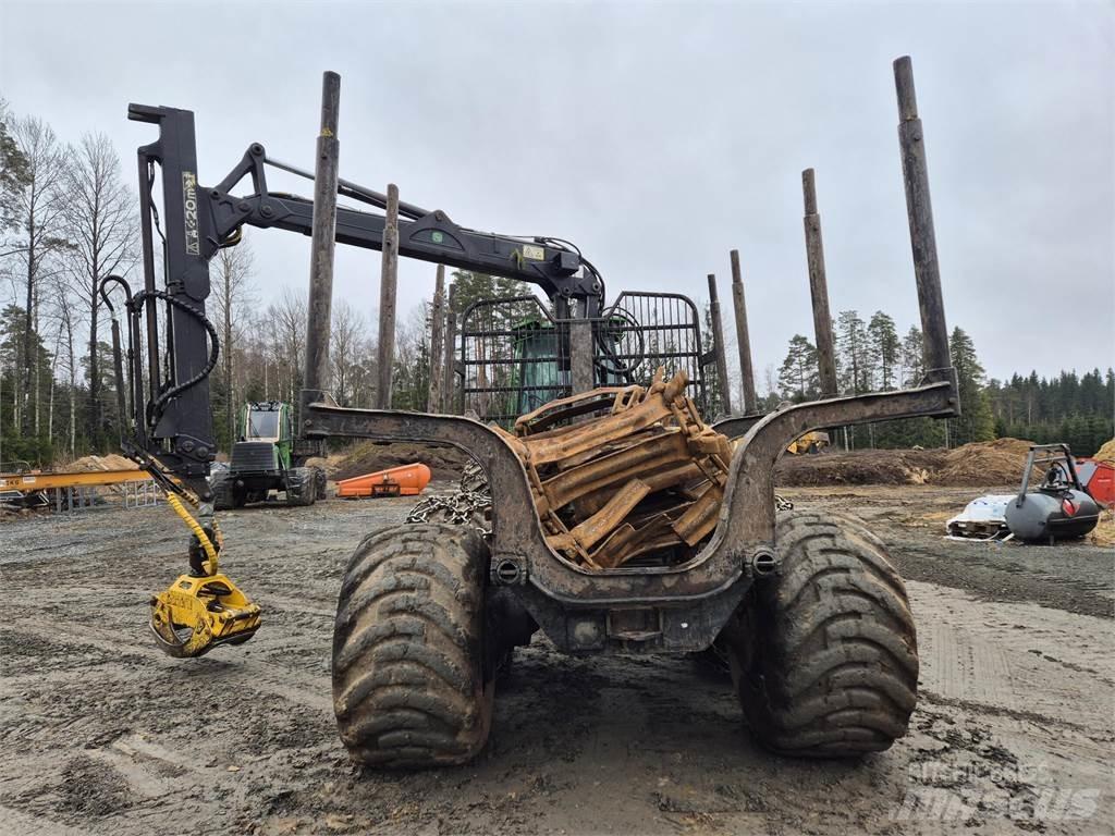 John Deere 1110D Μεταφορείς ξυλείας