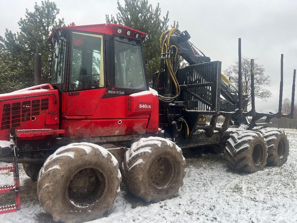 Komatsu 840 TX Μεταφορείς ξυλείας