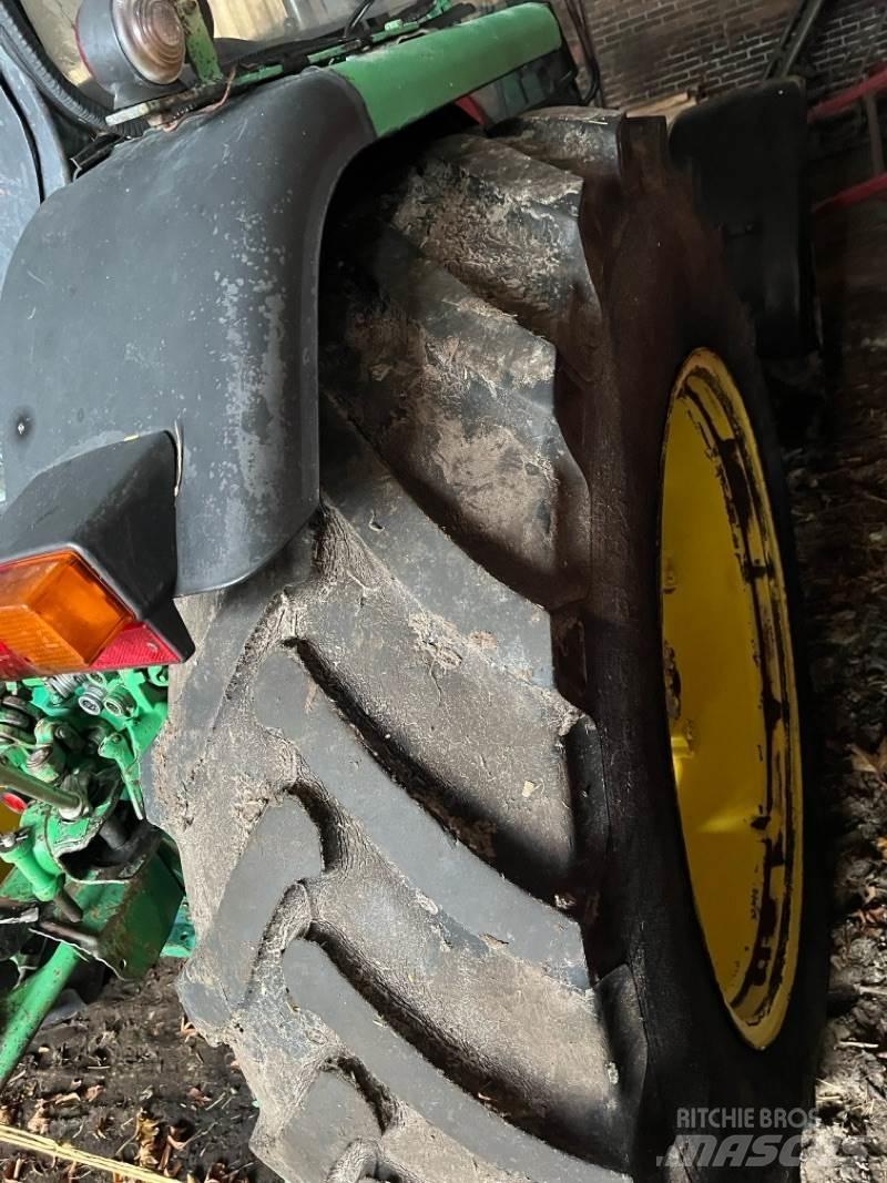 John Deere 2040A Τρακτέρ