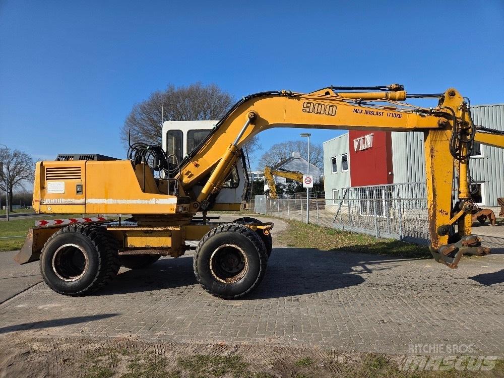 Liebherr A900 Εκσκαφείς με τροχούς - λάστιχα