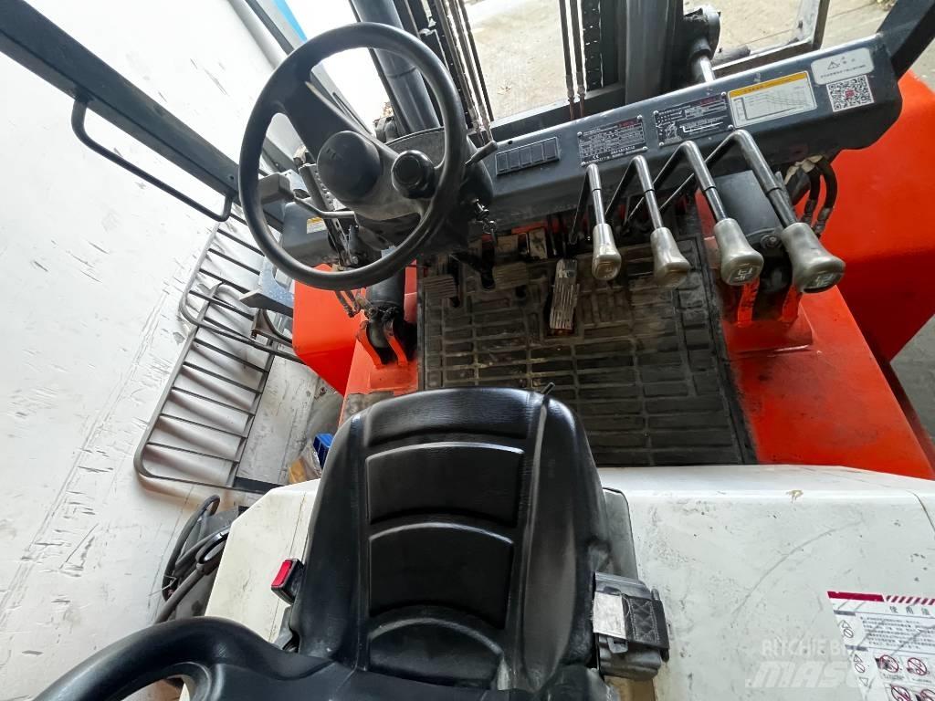 Heli K 100 Πετρελαιοκίνητα Κλαρκ