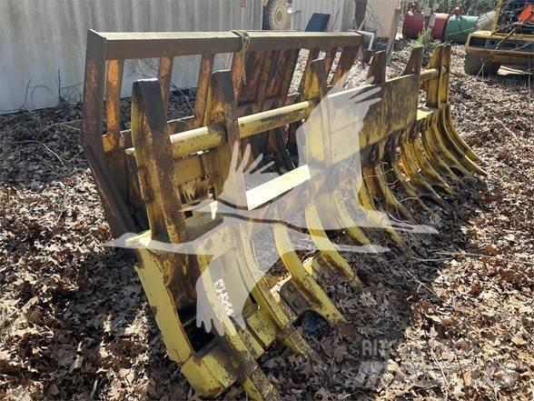 Komatsu D65PX Εκχερσωτές
