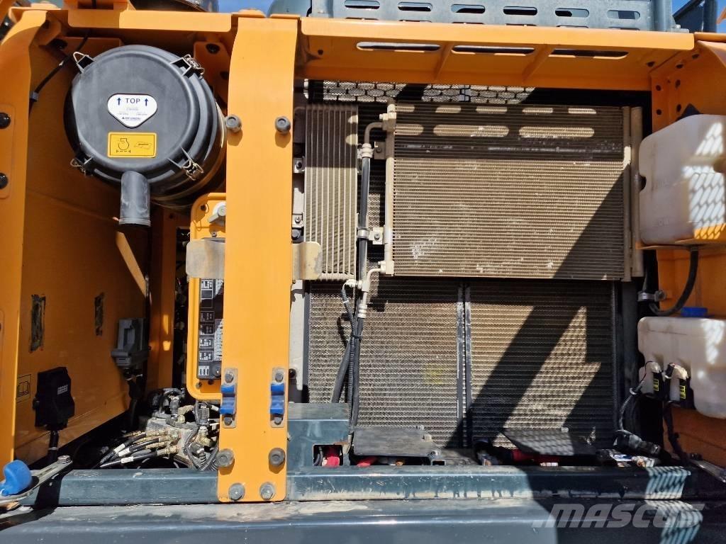 Hyundai HX 220 L Εκσκαφείς με ερπύστριες