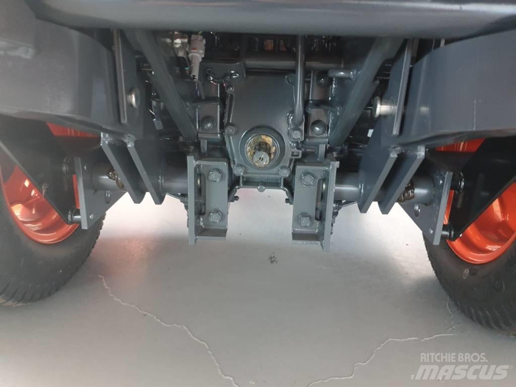 Kubota F251E (2WD) Χορτοκοπτικά επιβίβασης και έλξης